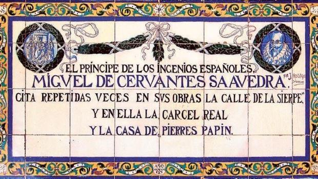 Ruta por los azulejos cervantinos de Sevilla