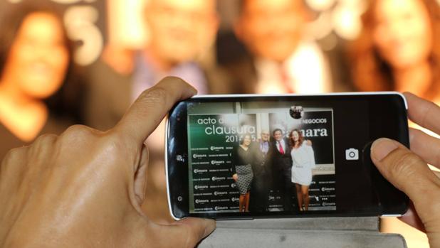 El próximo curso, la Escuela de Negocios de la Cámara de Comercio impartirá el máster de la influencia social