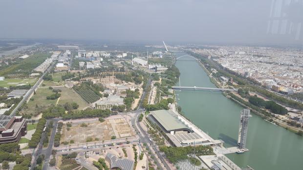 Tramo del río Guadalquivir donde se han proyecto sin éxito varios puentes y pasarelas