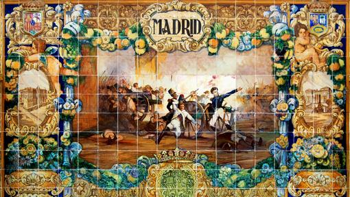 Este azulejo se puede ver en uno de los monumentos más visitados de la ciudad