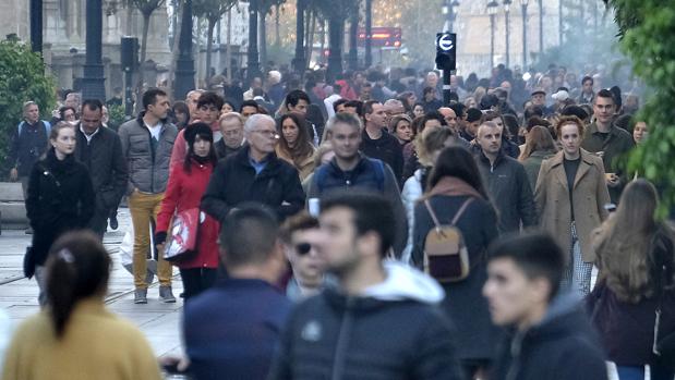 Sevilla ha perdido en la última década más de 15.000 habitantes