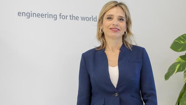 María Ángeles Martín Prats en la sede sevillana de su empresa
