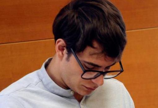 Nogueira retransmitió cómo mataba a sus tíos y a sus hijos de tres años y doce meses