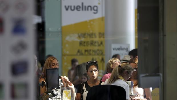 Expositor de Vueling