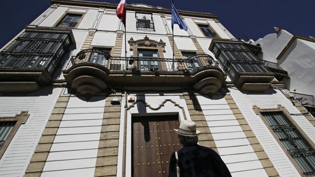 Fachada del Consulado de Francia en Sevilla