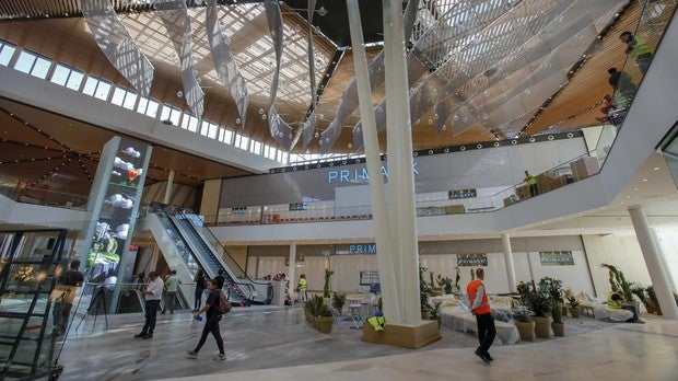 Todas las tiendas, bares y restaurantes que estarán en el centro comercial  Lagoh
