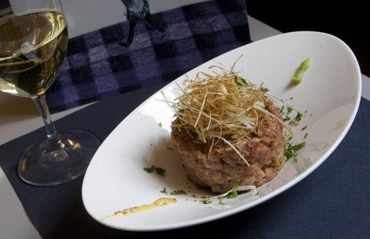 La gama se ha ampliado y en los restaurantes encontramos tartares de todo tipo