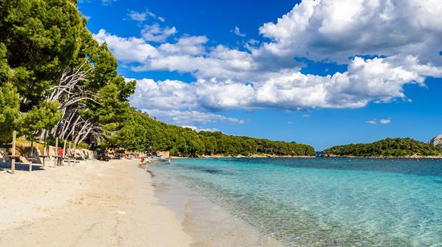 En el puesto 22 está la playa española de Formentor en la isla balear de Mallorca